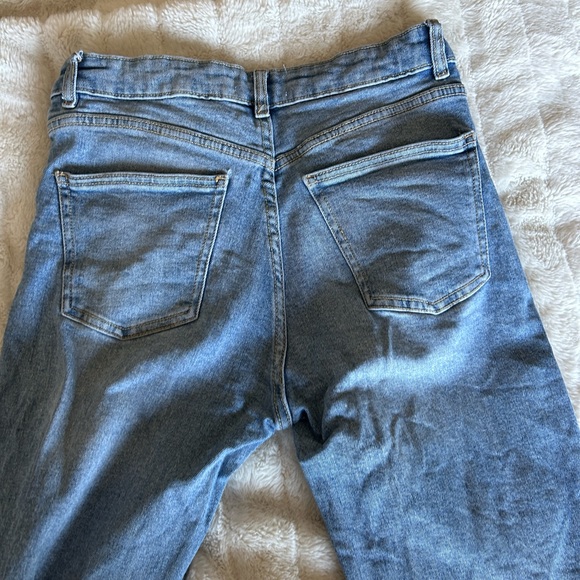 Zara Cropped Flare Jeans - Picture 4 of 4